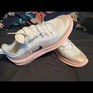 Nike AirMax, brand new never worn